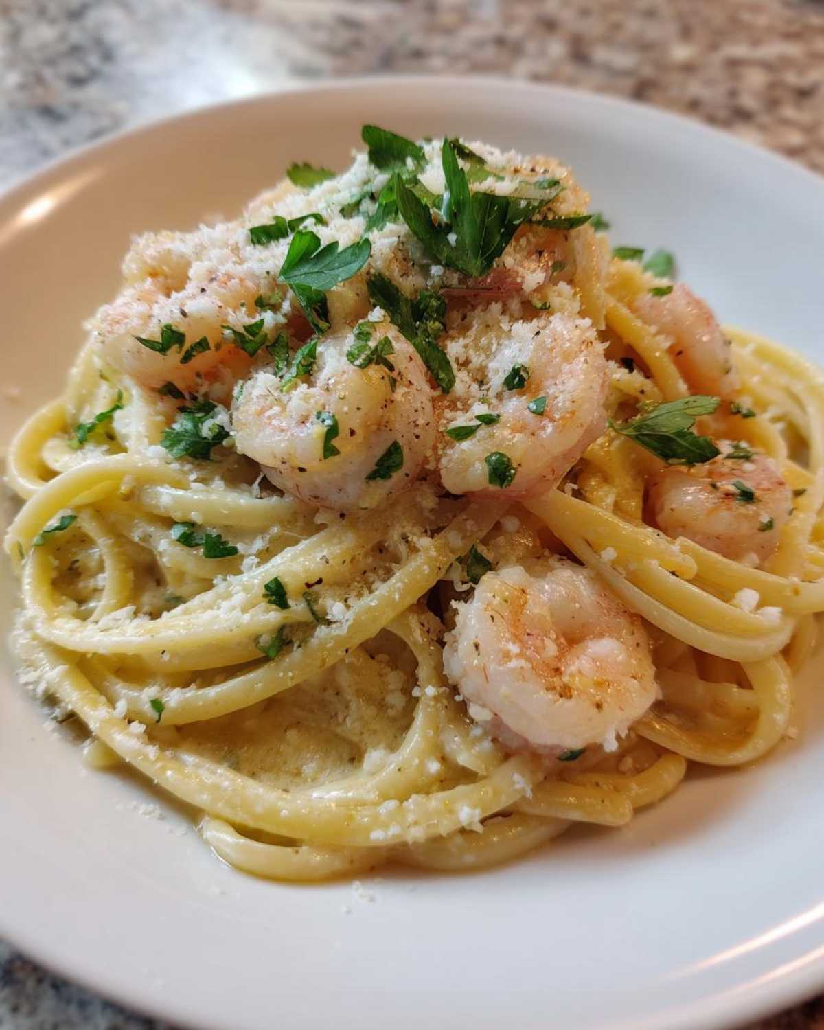 Creamy Lemon Shrimp Pasta - detail 2