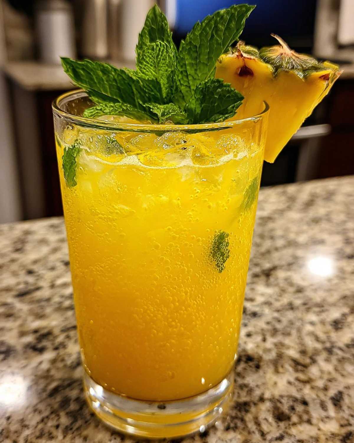 Pineapple Mocktails - detail 1