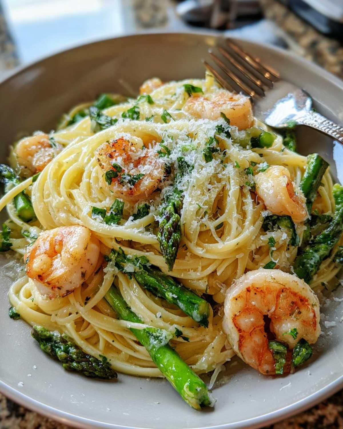 Shrimp Asparagus Pasta Primavera - detail 3