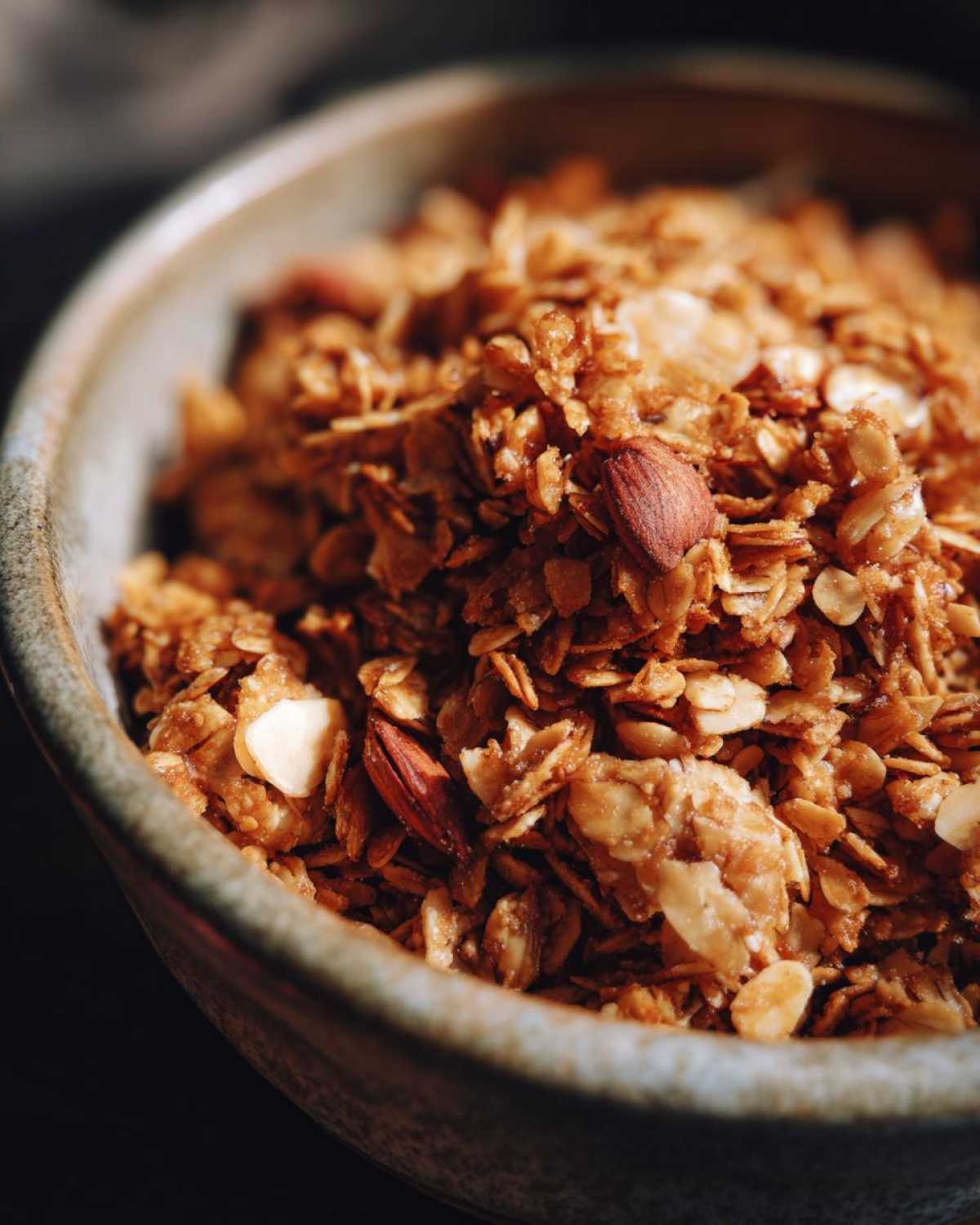 Homemade Crunchy Granola - detail 4