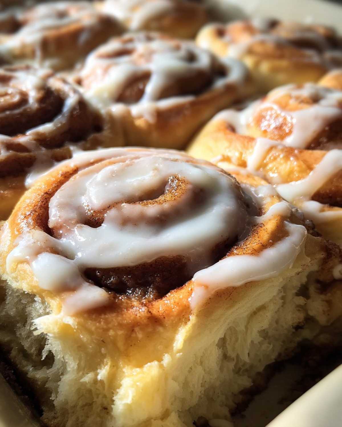 Homemade Cinnamon Rolls - detail 2