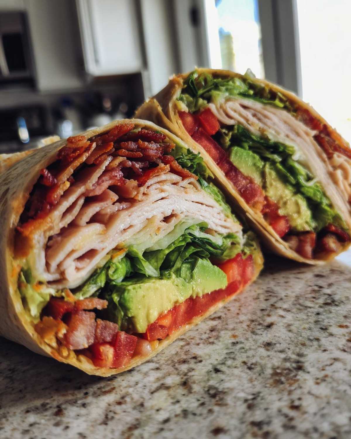 Turkey Club Wrap with Avocado - detail 1