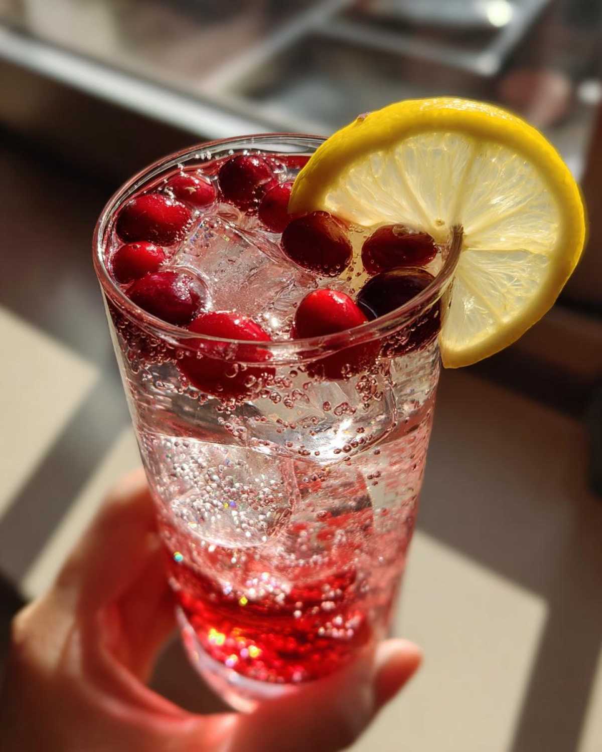 Limoncello Cranberry Spritzer - detail 2