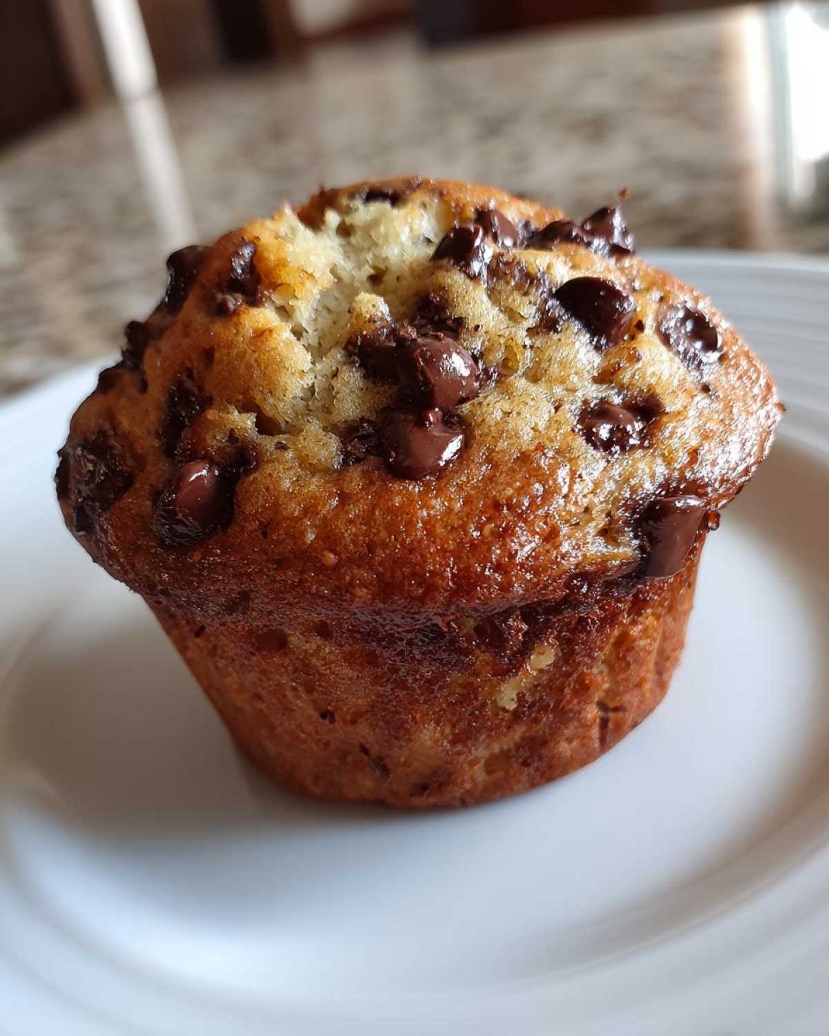 Vegan chocolate chip muffins - detail 2