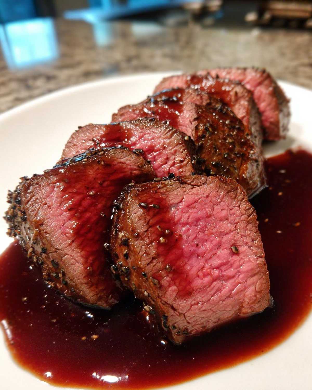 Beef Tenderloin with Red Wine Reduction - detail 3