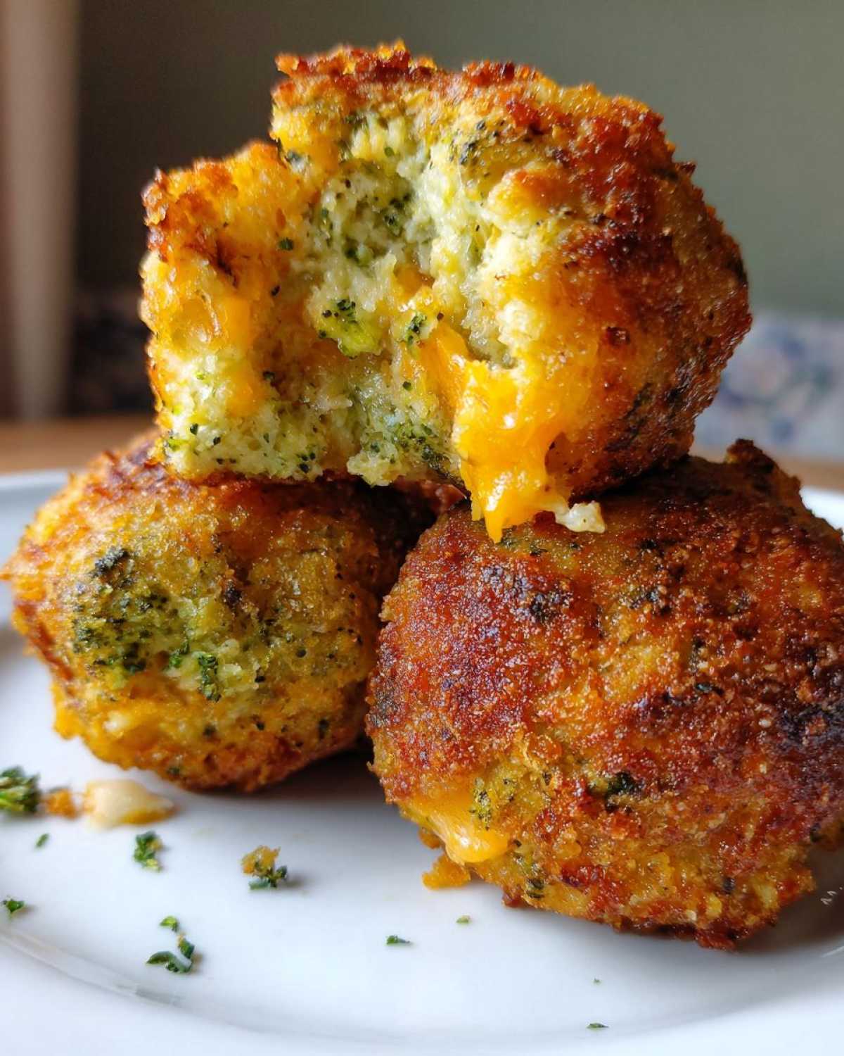 Broccoli Cheddar Stuffing Balls - detail 1