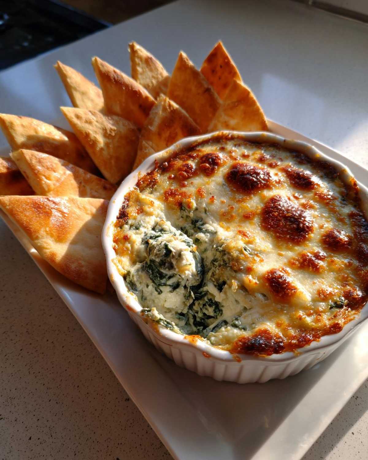Cheesy Baked Spinach Dip with Pita Crisps - detail 1