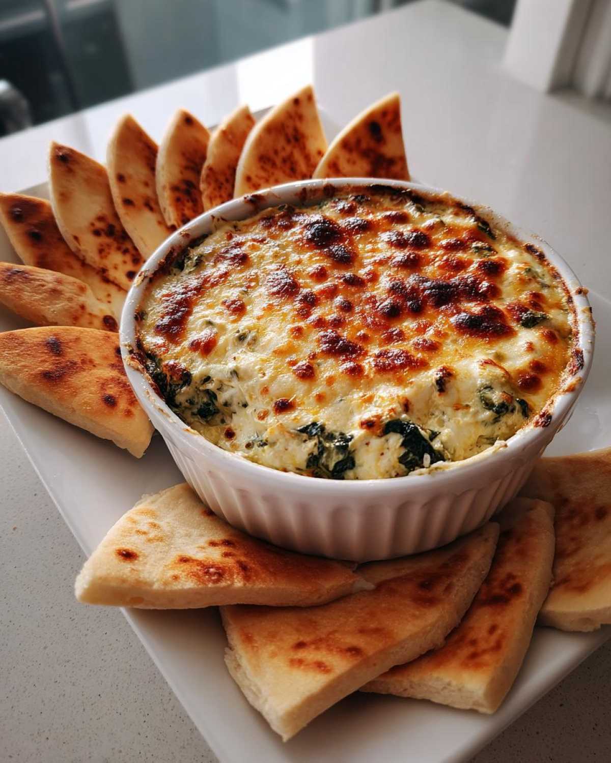Cheesy Baked Spinach Dip with Pita Crisps - detail 4