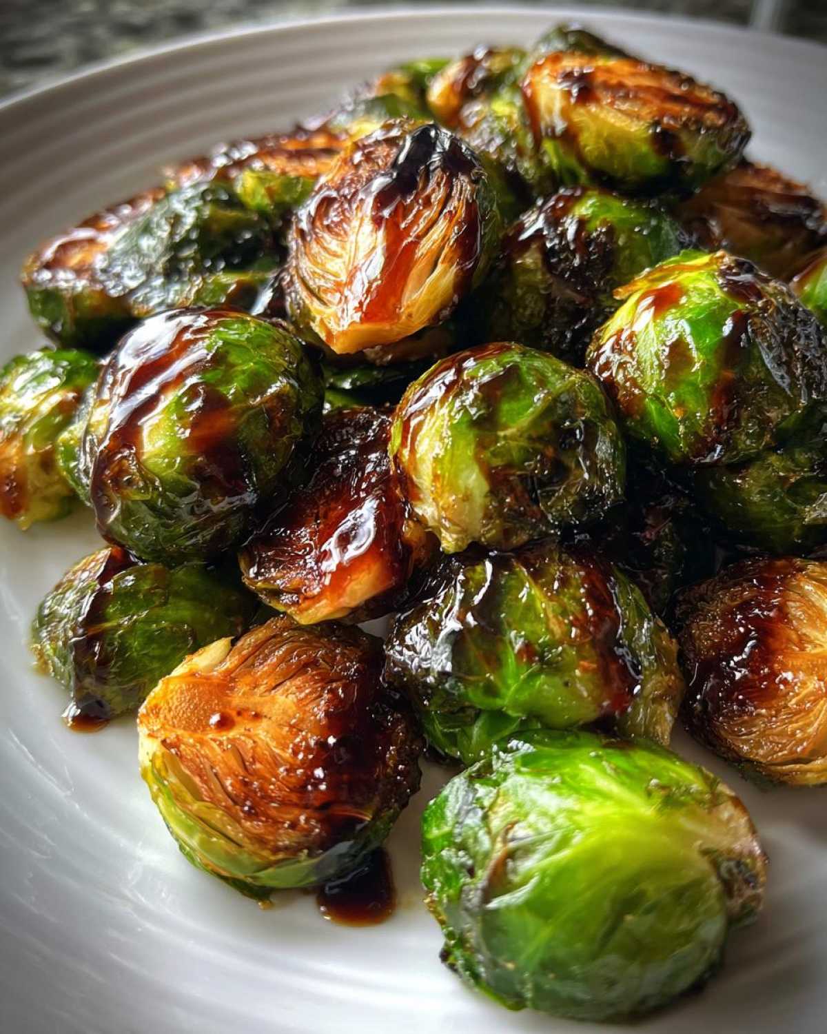 Roasted Brussels Sprouts with Balsamic Glaze - detail 3