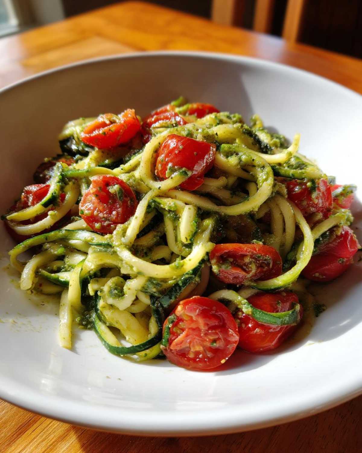 Zucchini Noodles with Pesto and Cherry Tomatoes - detail 1